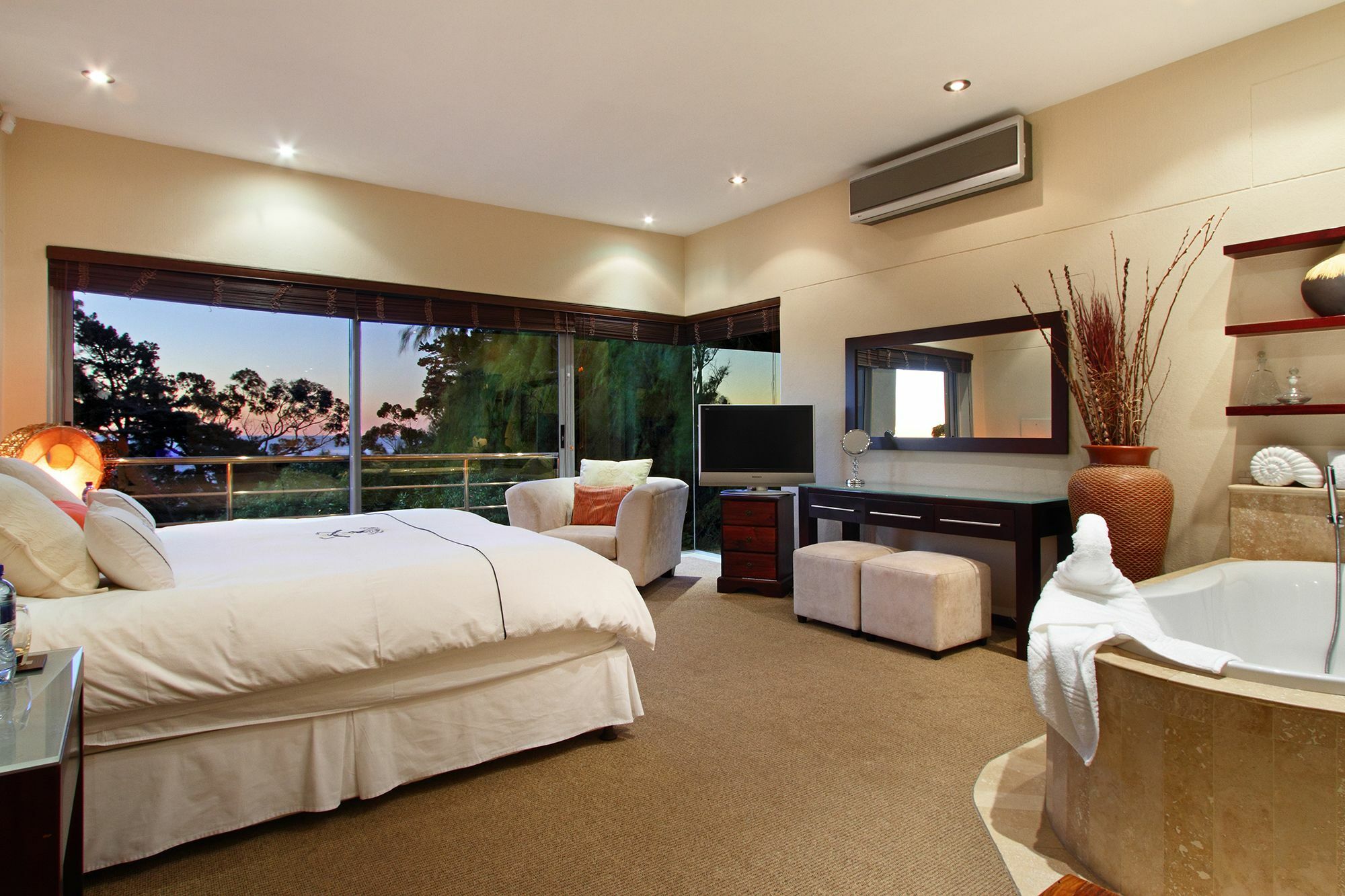Hollywood Mansion & Spa Camps Bay Cape Town Bagian luar foto